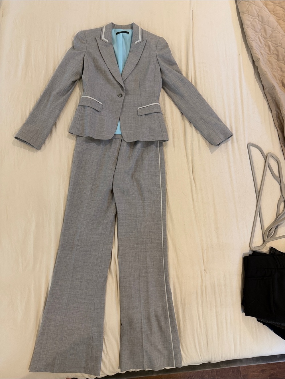 Elie Tahari Gray Tailored Pantsuit with White Piping